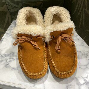 Ortho Feet Capri Moccasin Slippers-sz 8-8 1/2